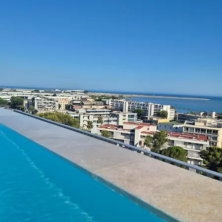 Saint Laurent Du Avec Piscine Et Clim Villeneuve-Loubet